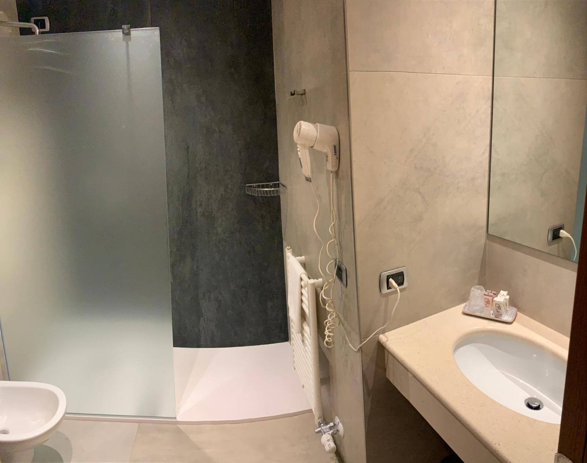 Hotel Corte Quadri ลูนิโก ภายนอก รูปภาพ