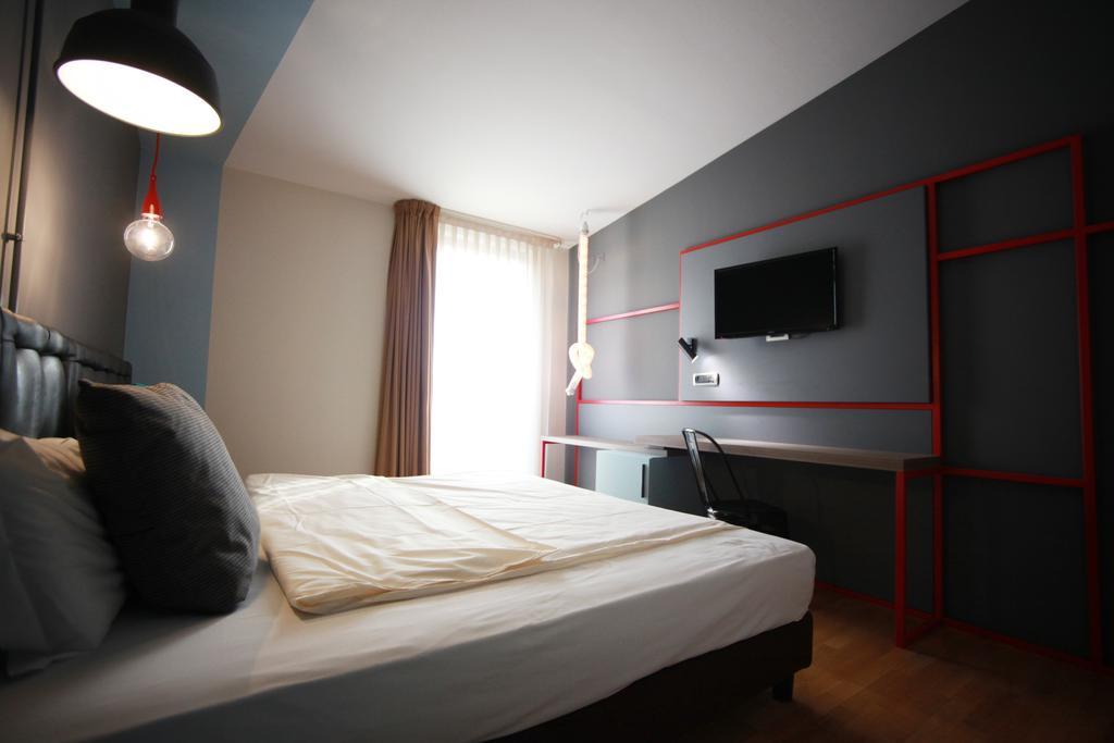 Hotel Corte Quadri ลูนิโก ภายนอก รูปภาพ